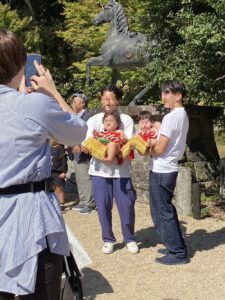 山王宮日吉神社　赤ちゃん初土俵入り