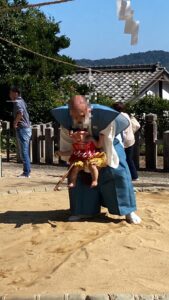 山王宮日吉神社　赤ちゃん初土俵入り